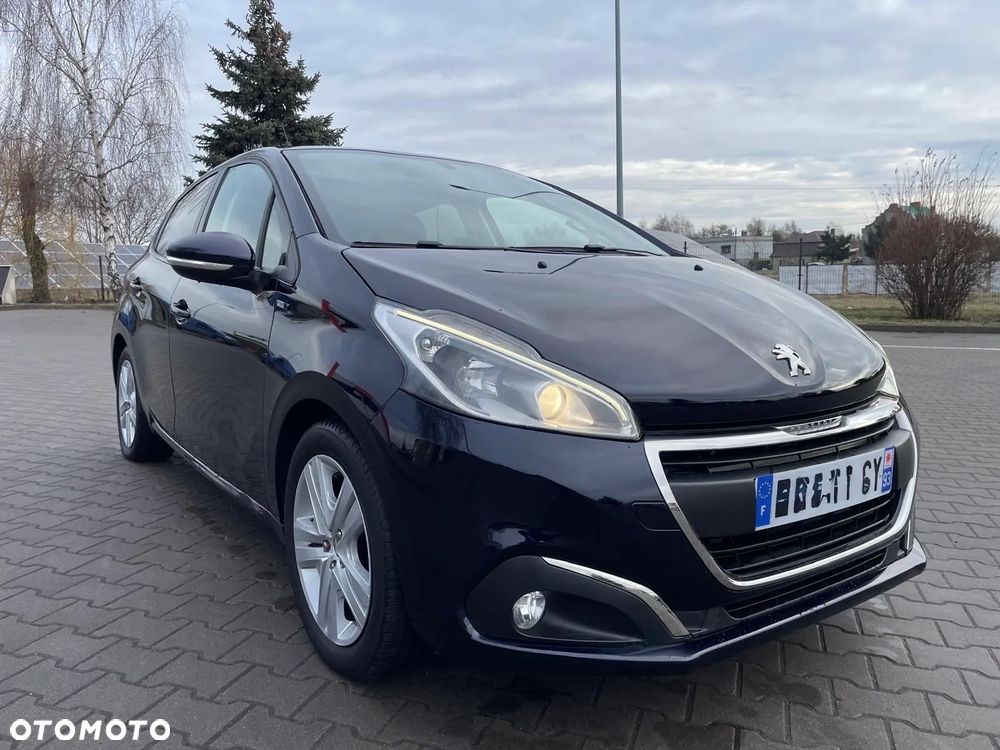 Peugeot 208 82 PureTech Style - 1