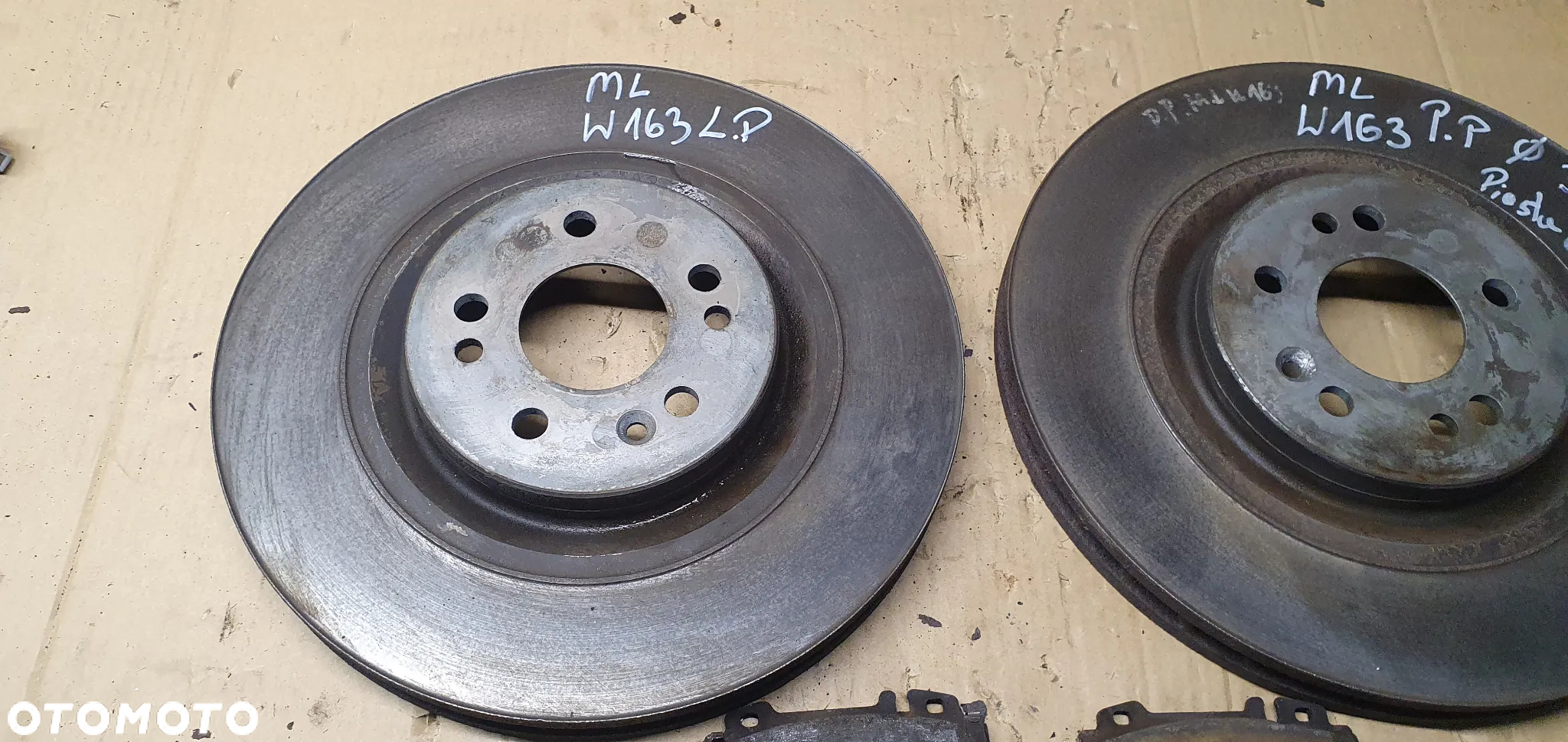 Tarcze hamulcowe przód przednie klocki Mercedes ML W163 4.0 CDI A1634210512 - 2