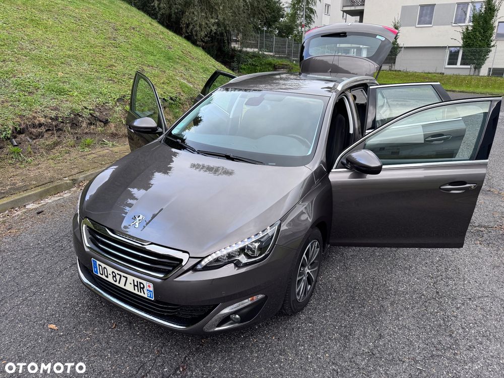 Peugeot 308 1.2 PureTech Allure S&S - 1