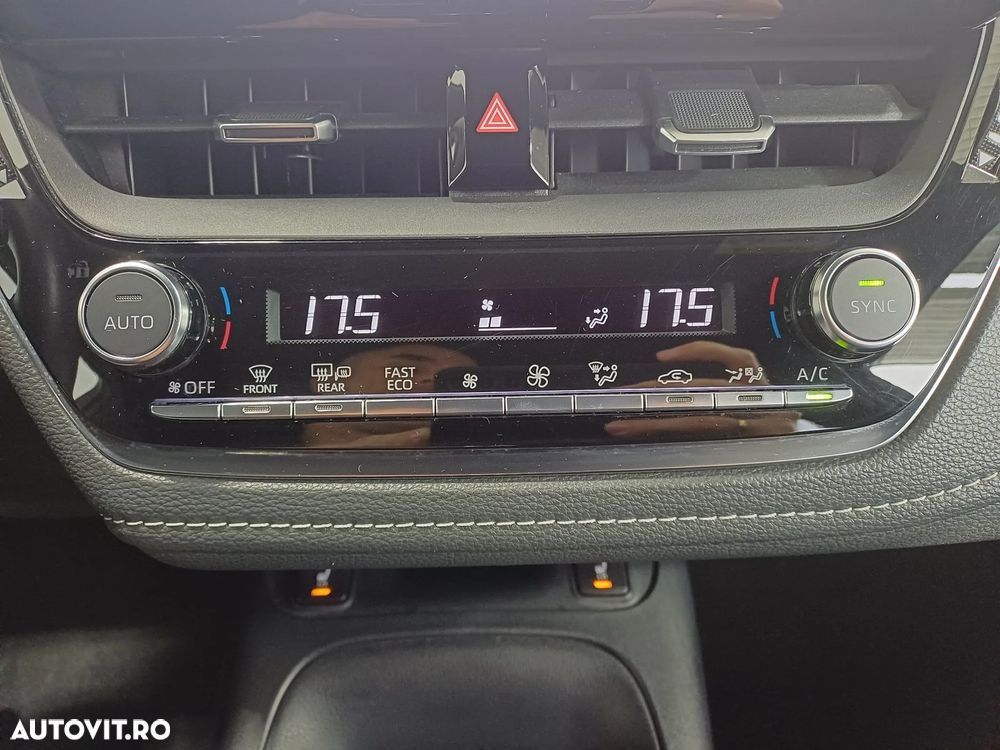 Toyota Corolla 1.8 Hybrid Touring Sports - 19