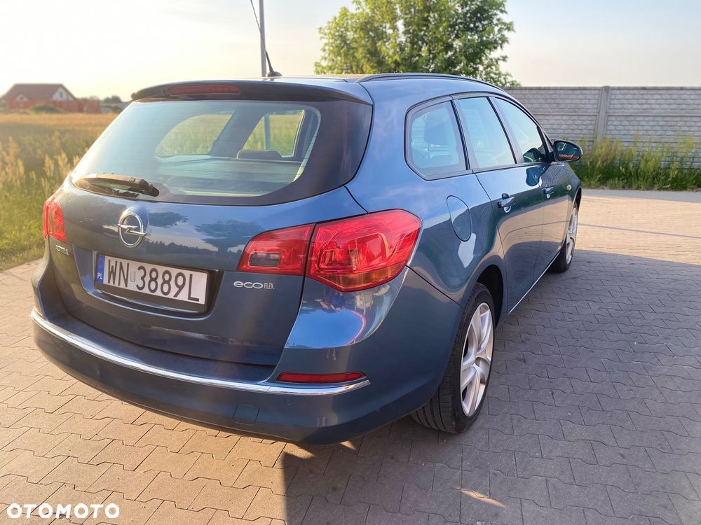 Opel Astra 1.6 CDTI Cosmo - 11