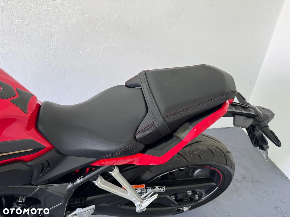 Honda CBR - 37