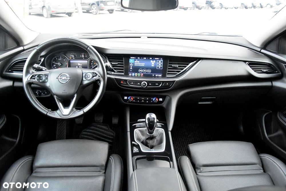 Opel Insignia 1.6 Innovation - 24