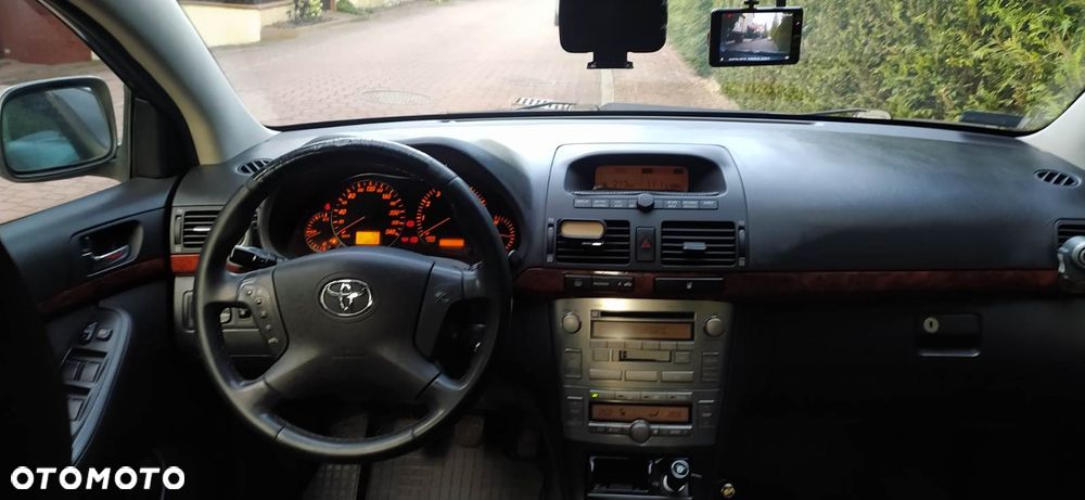 Toyota Avensis 2.0 VVT-i Sol - 5