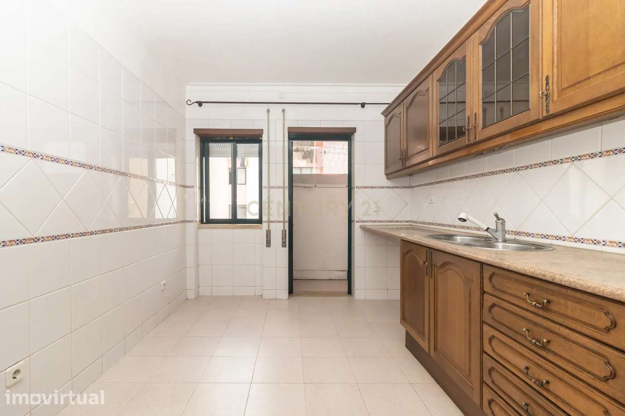 Apartamento T4 em Alhos Vedros, Moita - Oportunidade Única! - Grande imagem: 4/38
