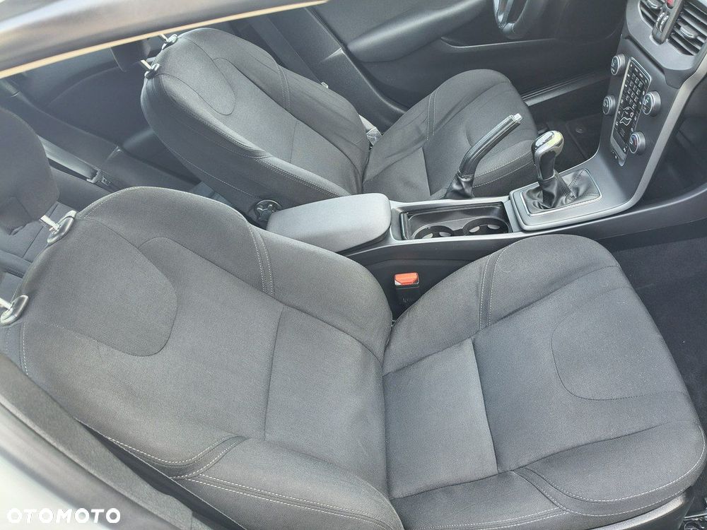 Volvo V40 D2 Drive-E Kinetic - 17