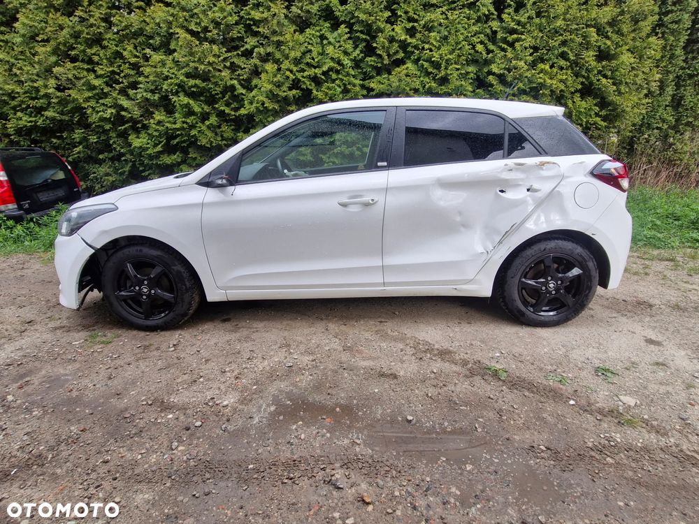 Hyundai i20 1.2 Intro Edition - 2