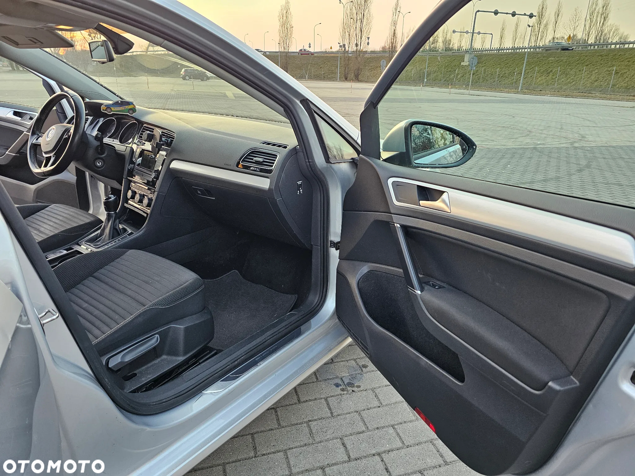 Volkswagen Golf 1.2 TSI BlueMotion Technology Cup - 13