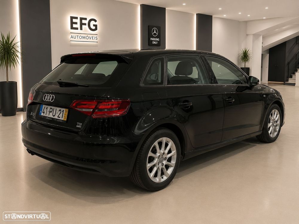 Audi A3 Sportback 1.6 TDI Attraction - 5