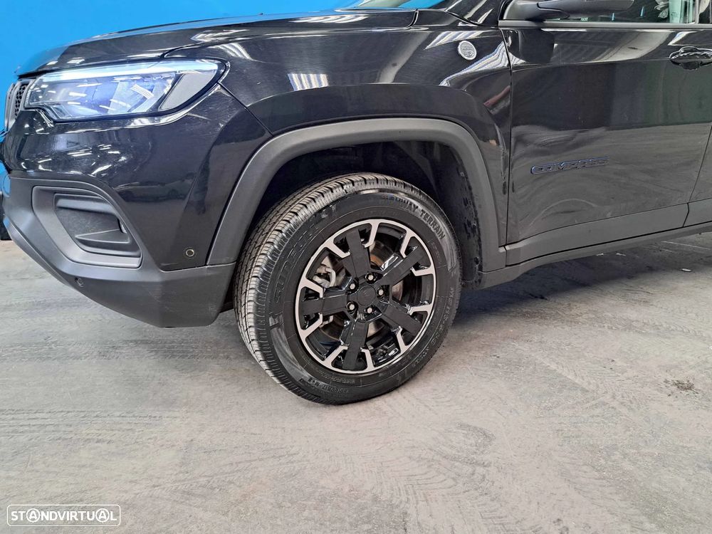 Jeep Compass 1.3 TG Trailhawk - 29