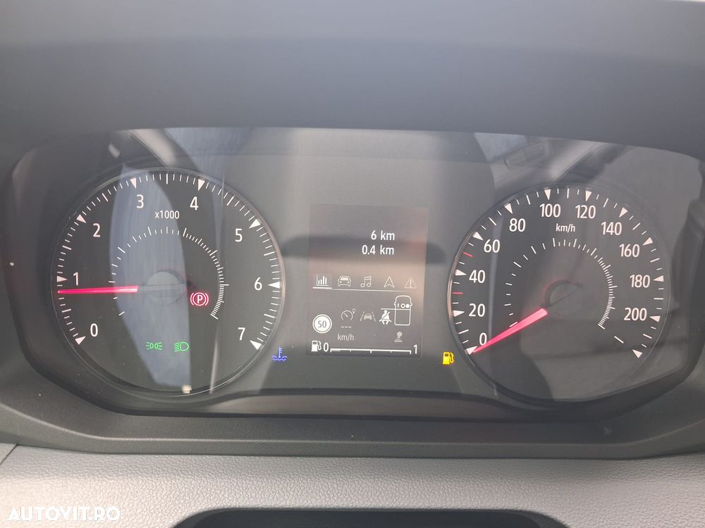 Nissan Interstar Furgon L3H2 2.0 dci 130 - 4