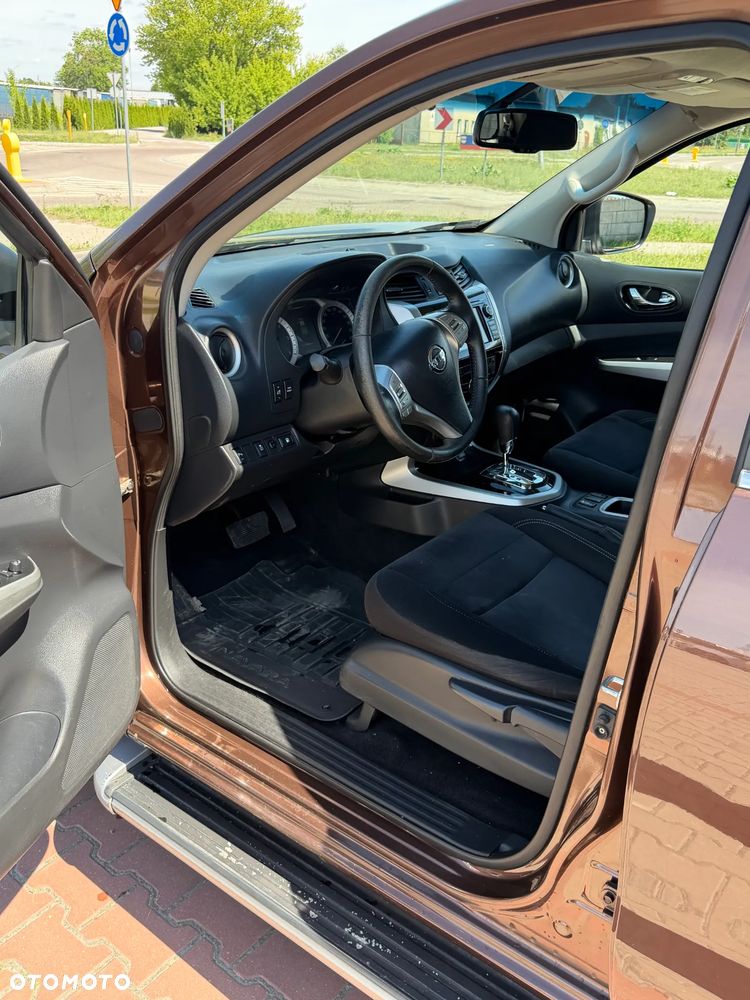 Nissan Navara 2.5 D Platinum Long EU5 - 10