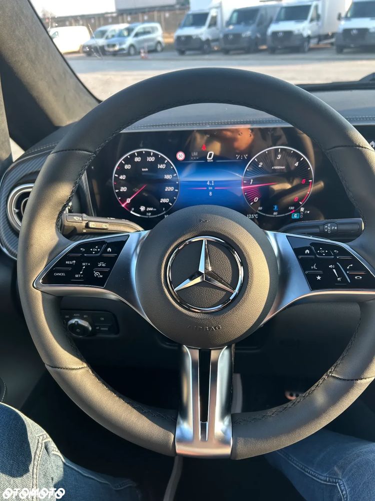 Mercedes-Benz Klasa V 300 d 4-Matic 9G-Tronic Exclusive (d³ugi) - 12