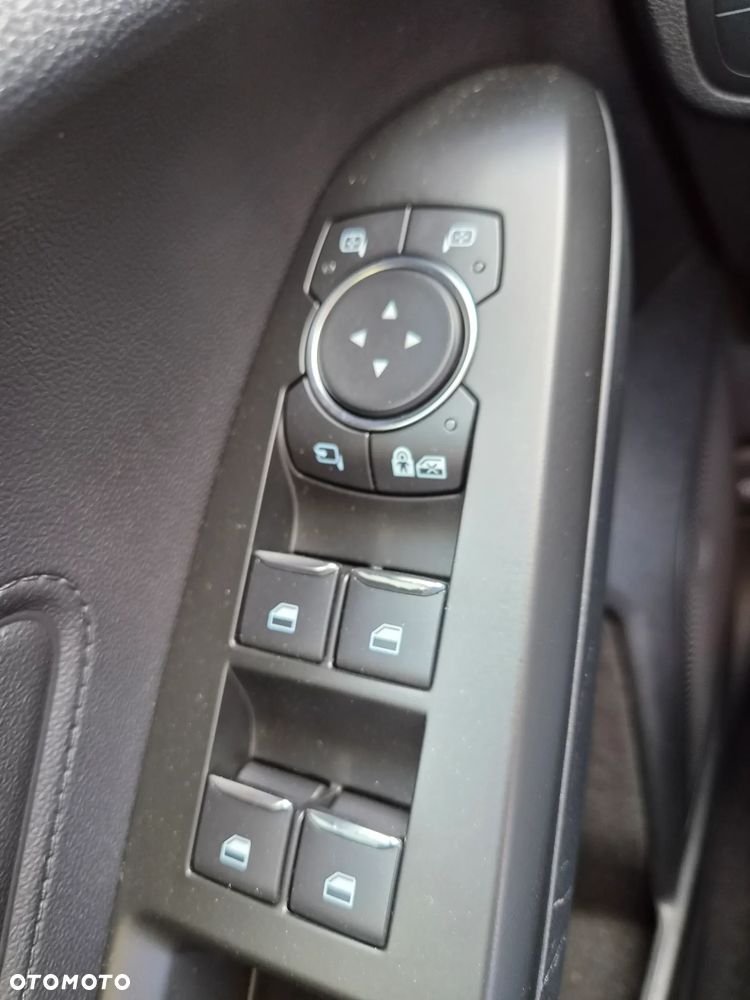 Ford Focus 1.0 EcoBoost Start-Stopp-System TITANIUM STYLE - 16
