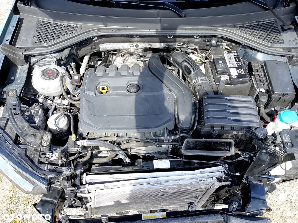 Volkswagen T-Roc - 9