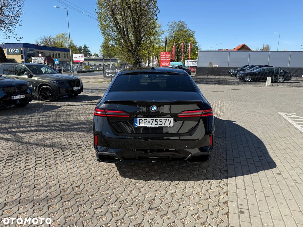 BMW Seria 5 520d mHEV M Sport - 6