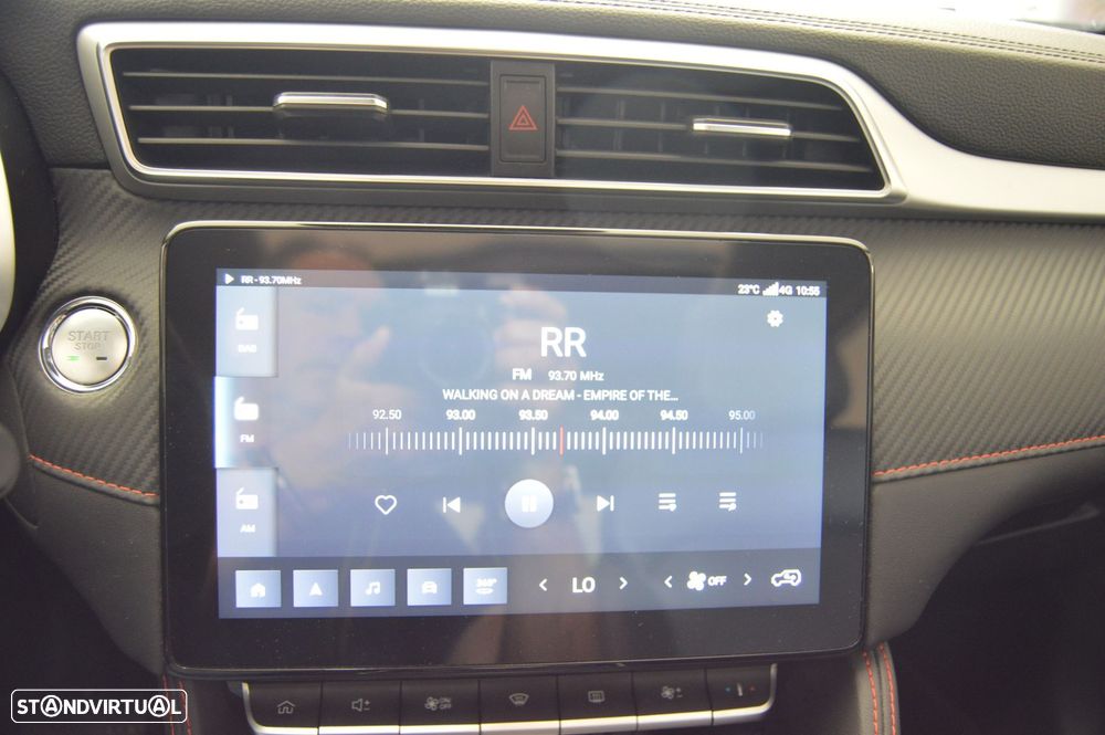 MG ZS EV 72.6 kWh Luxury - 33