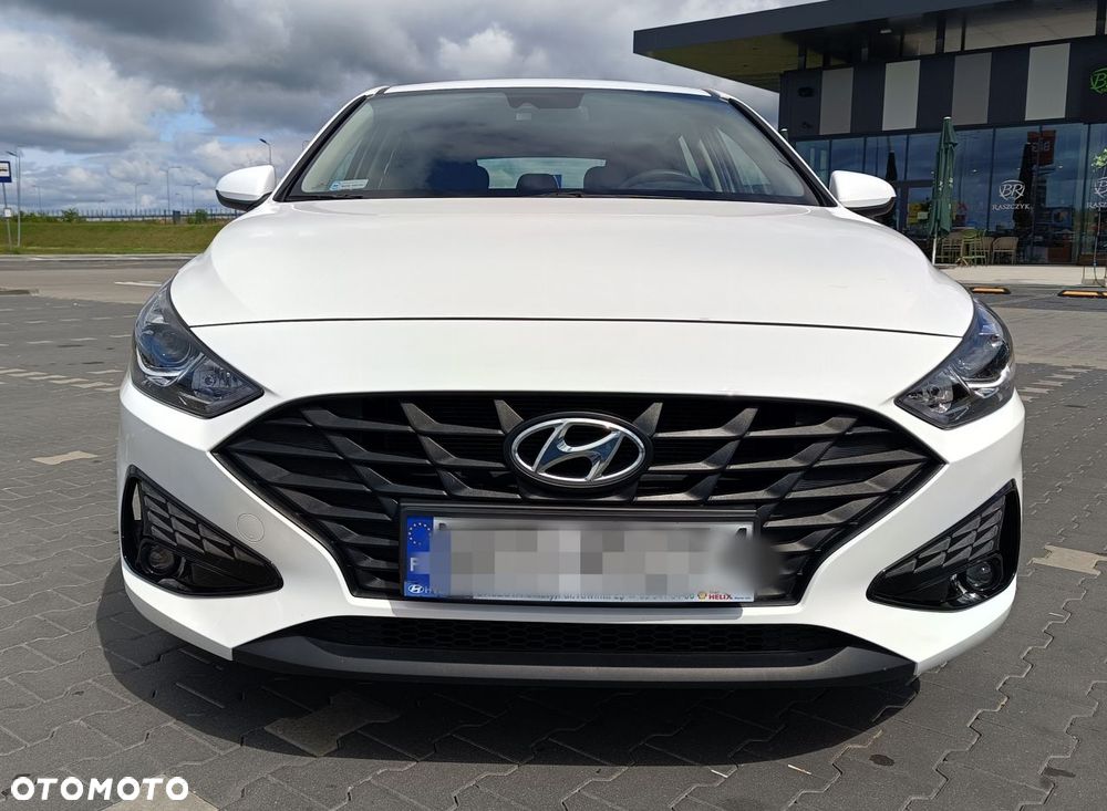 Hyundai i30 1.5 DPI Classic + - 8