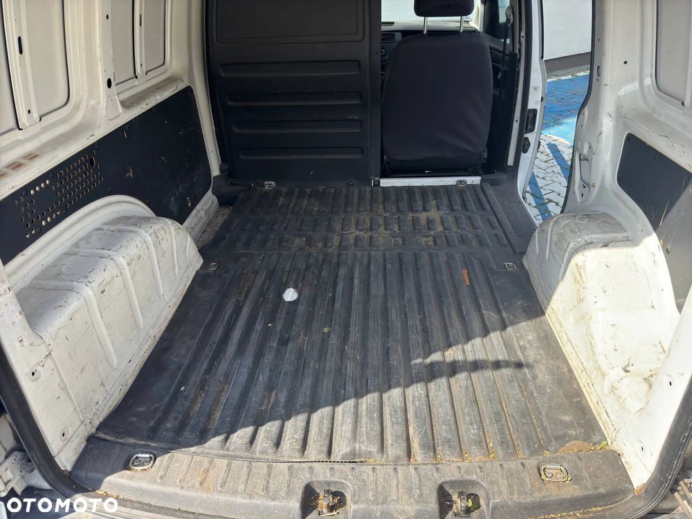 Volkswagen Caddy - 7