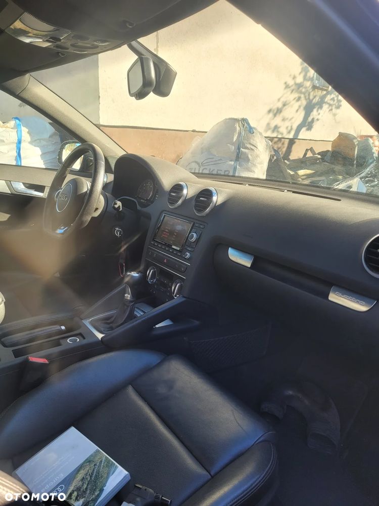 Audi A3 Sportback 2.0 TDI DPF quattro S line Sportpaket plus - 12