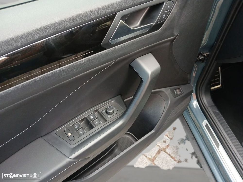 VW T-Roc - 13