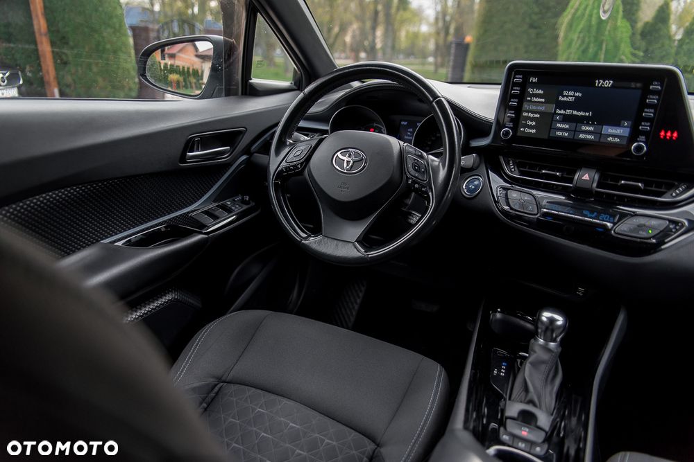 Toyota C-HR 2.0 Business-Edition - 22
