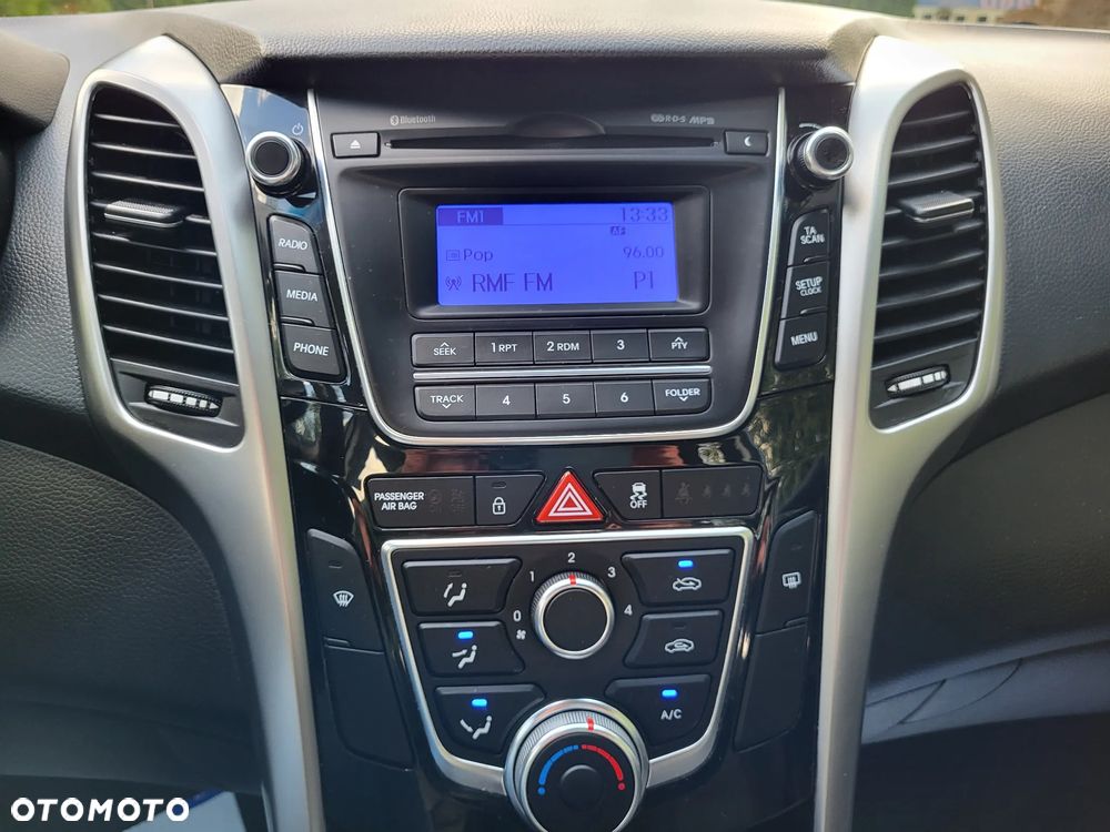 Hyundai i30 1.6 GDI BlueDrive Go - 19