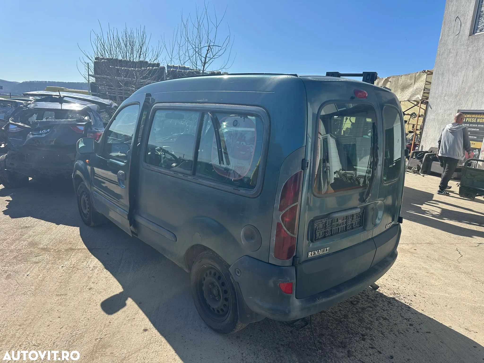 Dezmembrari Renault Kangoo 1.4 benzina 1999 - 3