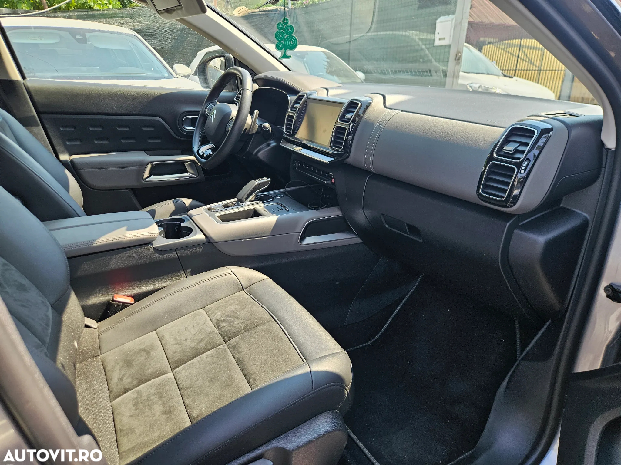 Citroën C5 Aircross 1.6 PHeV FWD 225 EAT8 Shine - 6