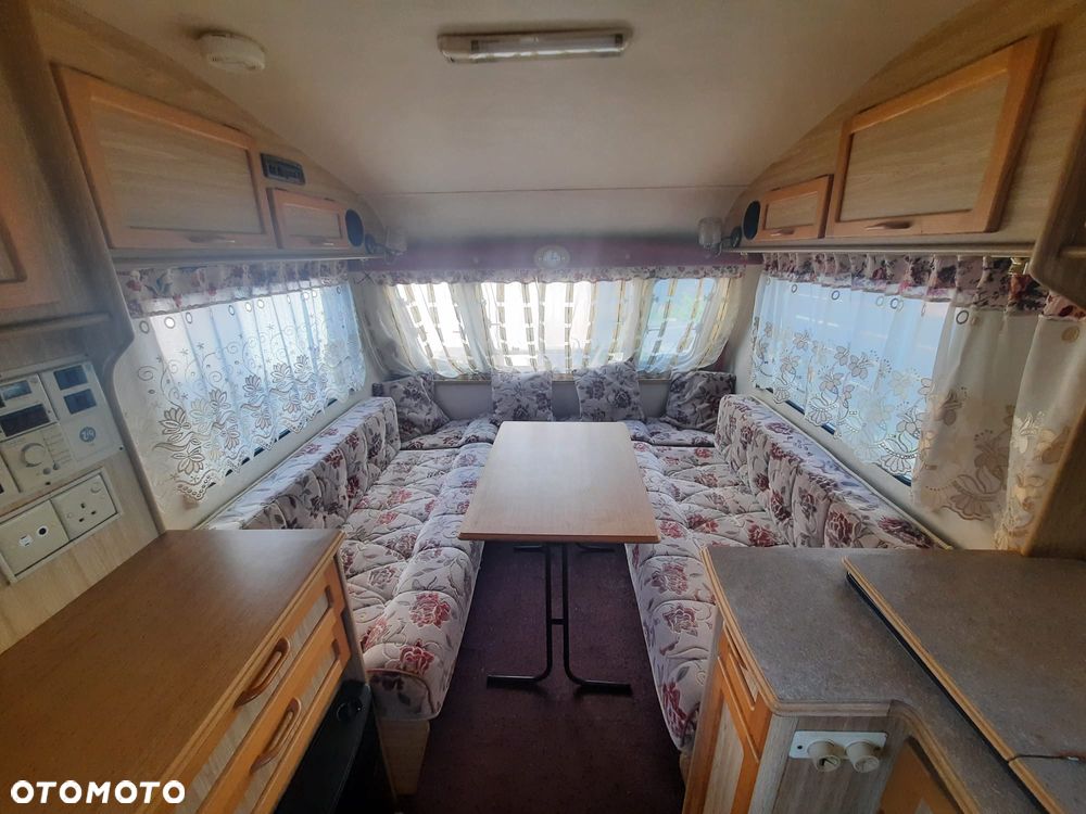 Elddis Knightsbriddge - 10