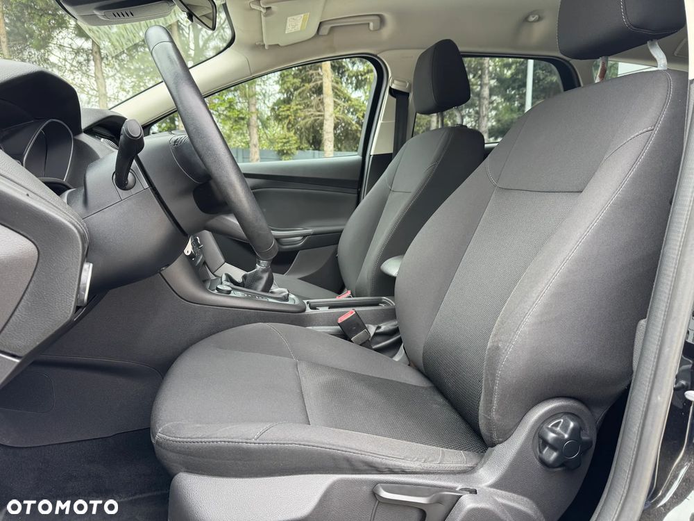 Ford Focus 1.0 EcoBoost Titanium - 19