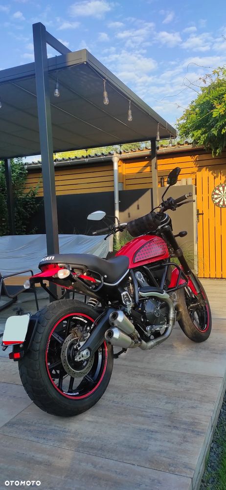 Ducati Scrambler - 1
