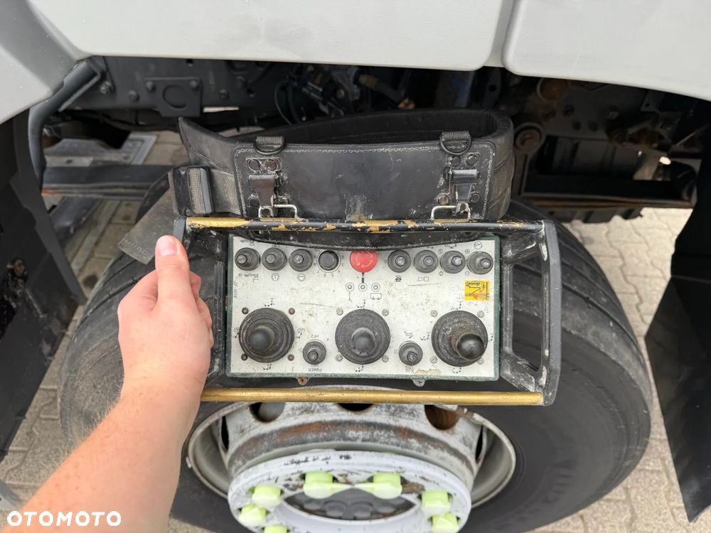 Mercedes-Benz ACTROS 2632 6x4 EURO5 POMPA DO BETONU SCHWING S24X - 17