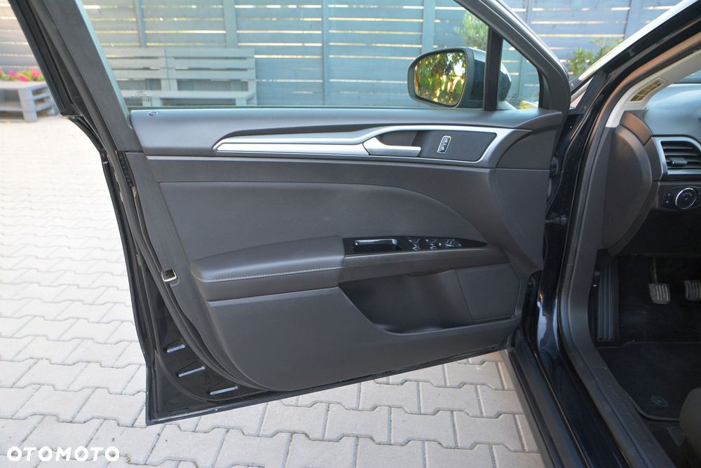 Ford Mondeo - 14