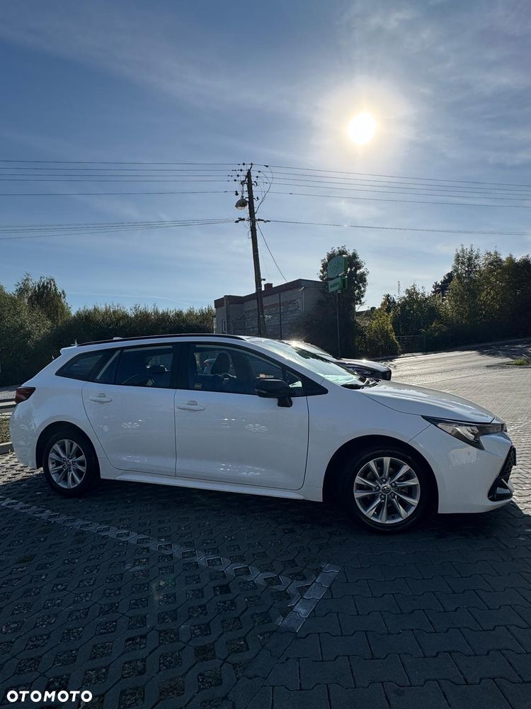Toyota Corolla - 4