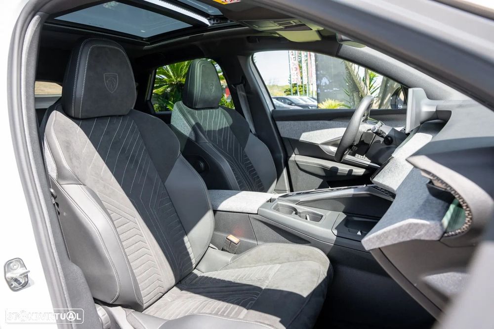 Peugeot E-3008 73 kWh GT - 27