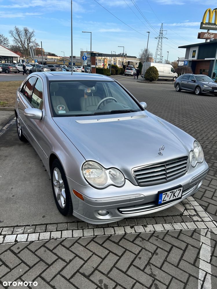 Mercedes-Benz Klasa C 280 4Matic Automatik Avantgarde - 11