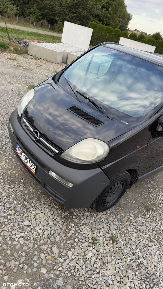Opel Vivaro Tour - 2