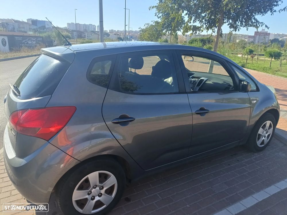 Kia Venga - 2
