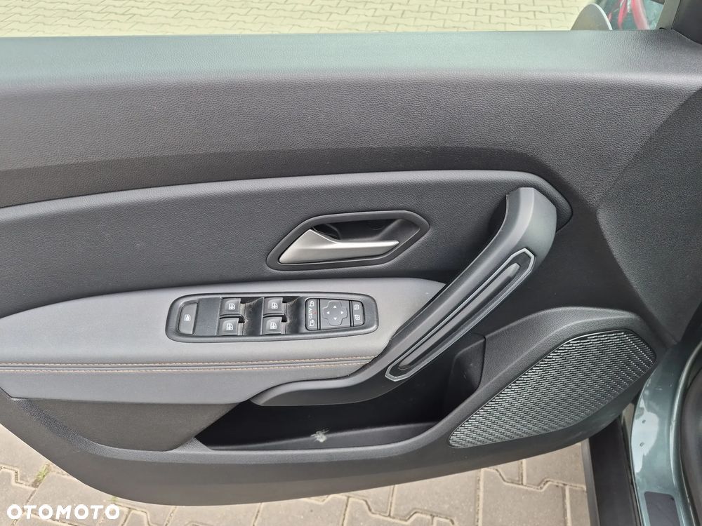 Dacia Duster 1.0 TCe Journey - 10