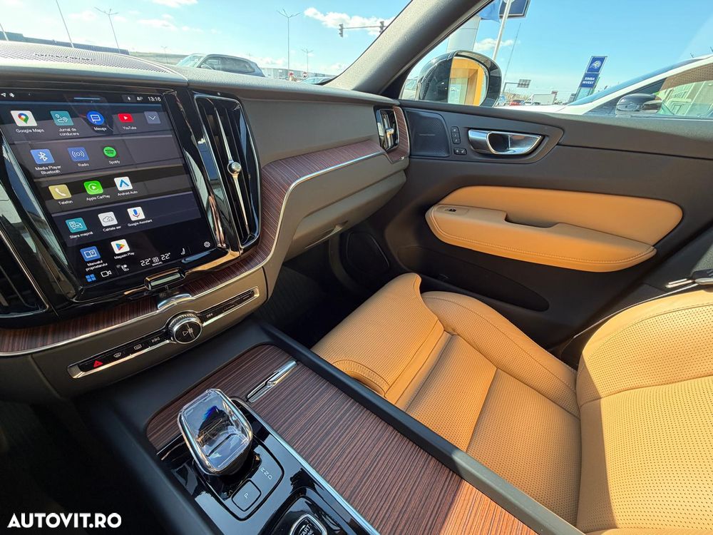 Volvo XC 60 Recharge T6 Twin Engine eAWD Inscription Expression - 7