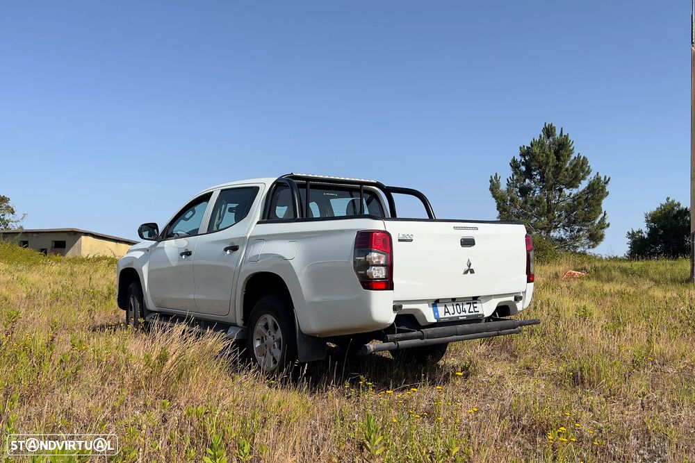 Mitsubishi L200 2.3 DI-D Space Cab Invite 4WD - 4