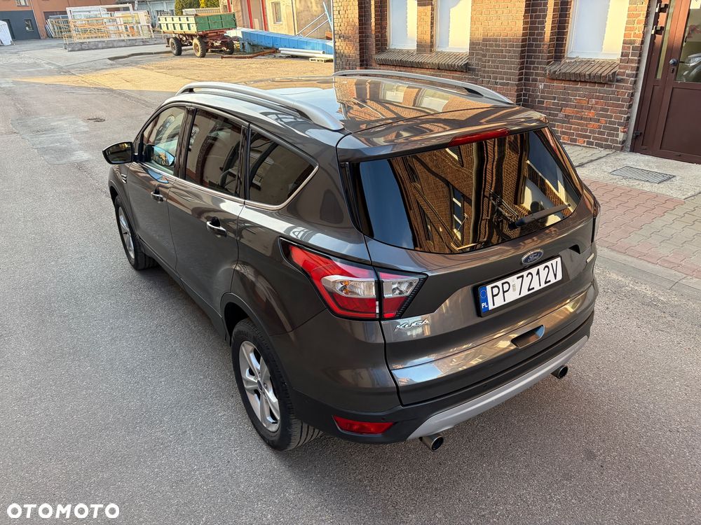 Ford Kuga 1.5 EcoBoost 2x4 Titanium - 19