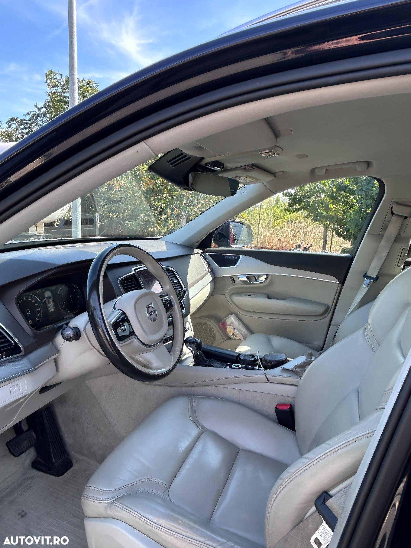 Volvo XC 90 - 7