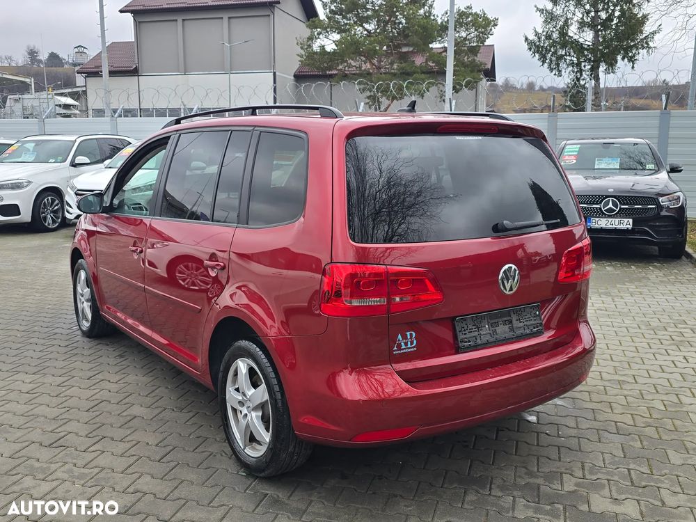 Volkswagen Touran 1.6 TDI DPF BlueMotion Technology Highline - 3