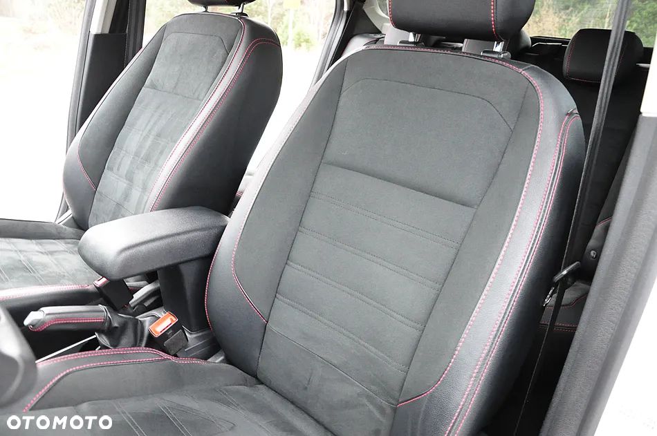 Ford EcoSport 1.0 EcoBoost ST-LINE - 25