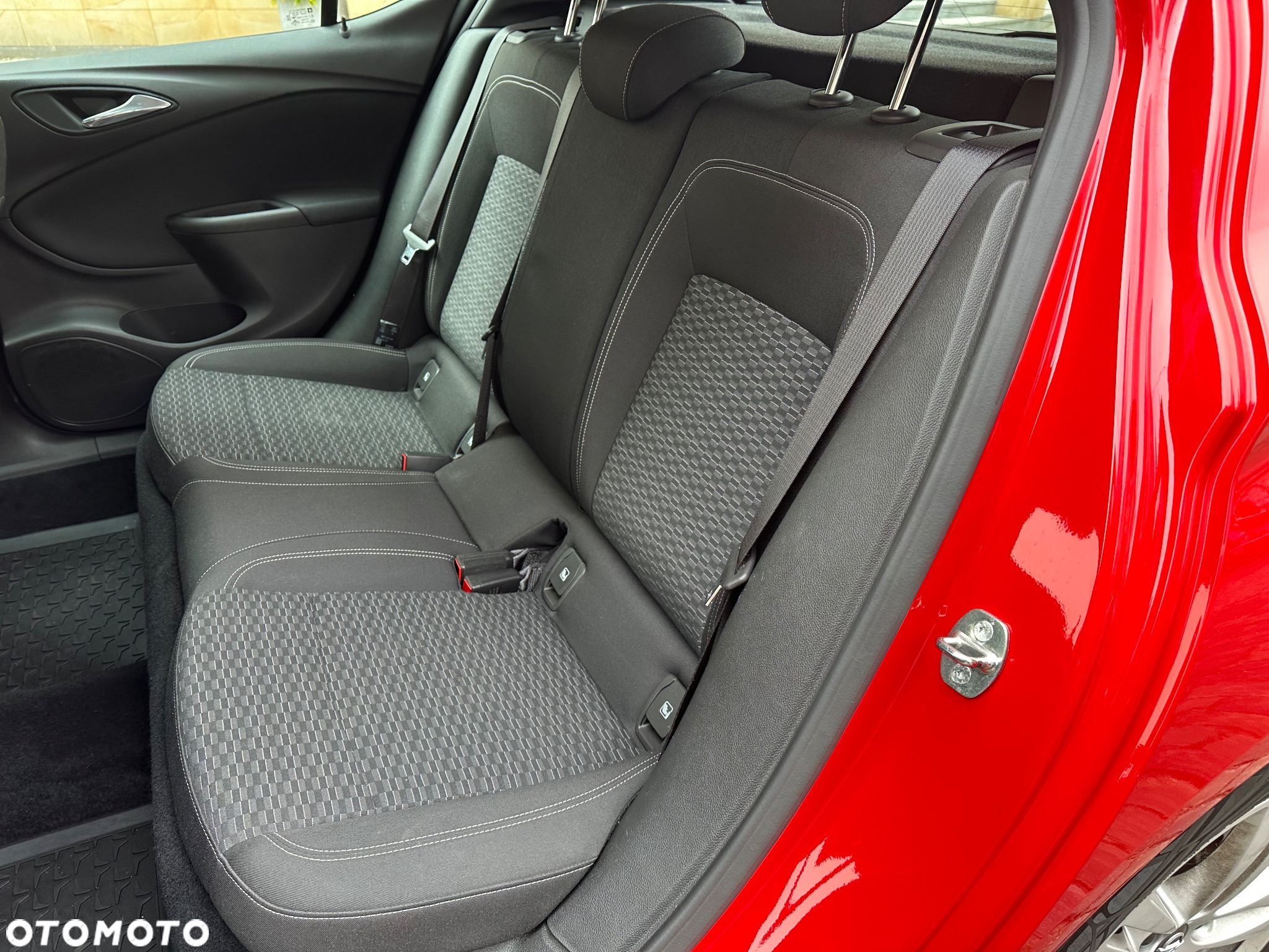 Opel Astra 1.6 D (CDTI) Start/Stop Innovation - 22