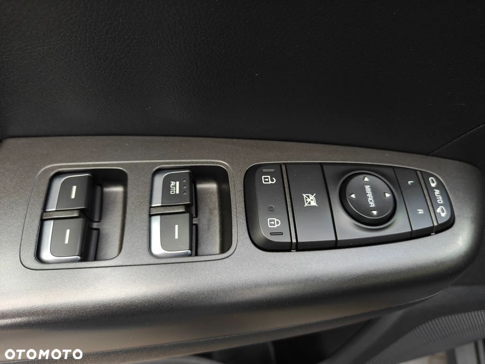 Kia Sportage 1.6 GDI 2WD Fifa World Cup Edition - 39