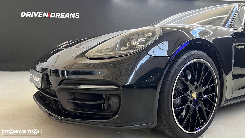 Porsche Panamera 4 E-Hybrid Platinum Edition - 5