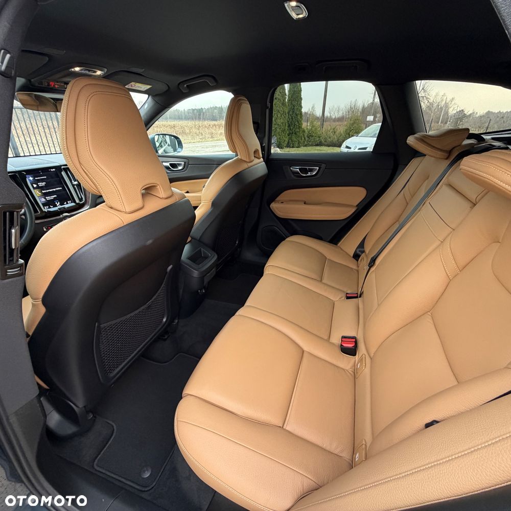 Volvo XC 60 T5 GPF AWD Inscription - 10